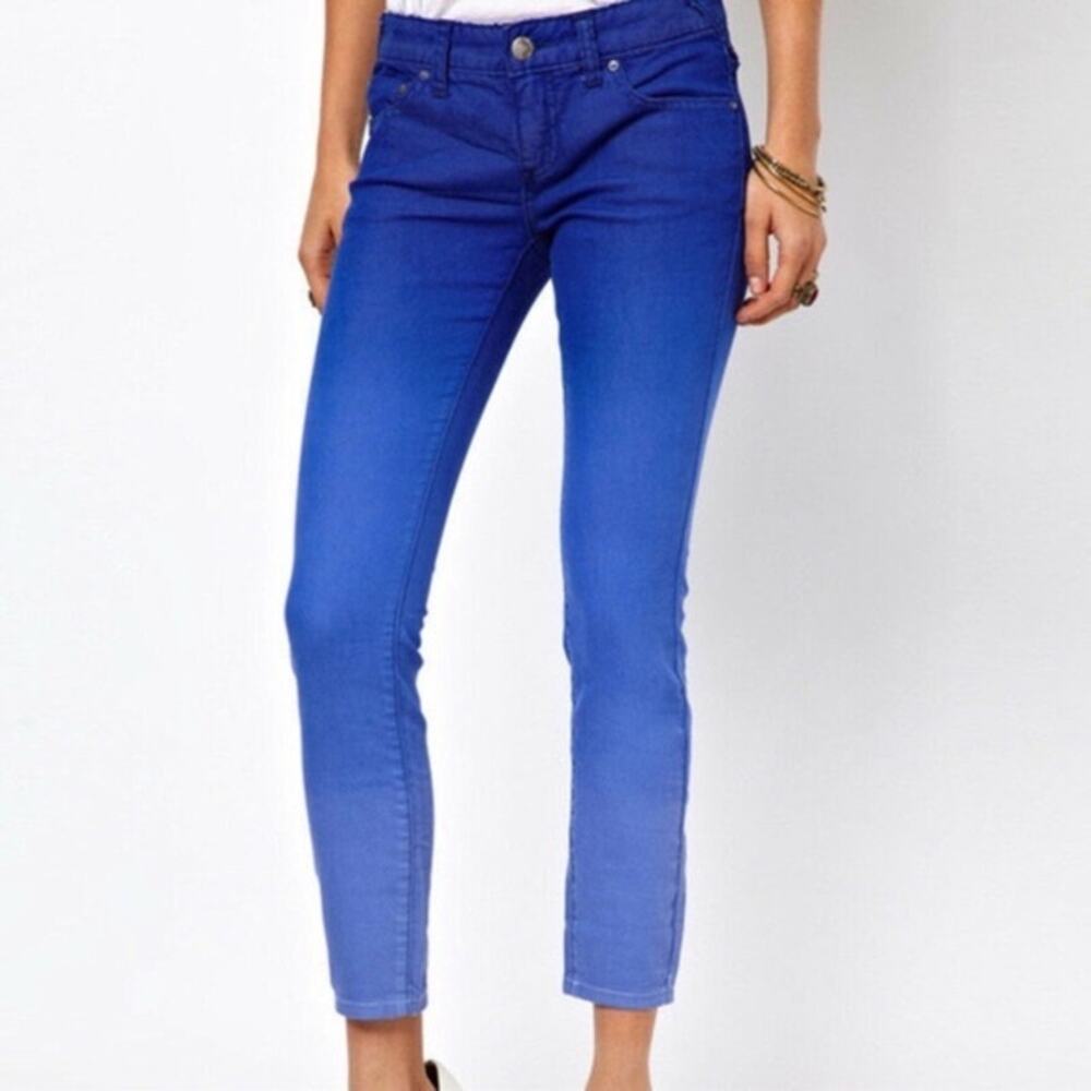 Free People - Two Toned Ombré Blue Jeans - Size 28 Pants